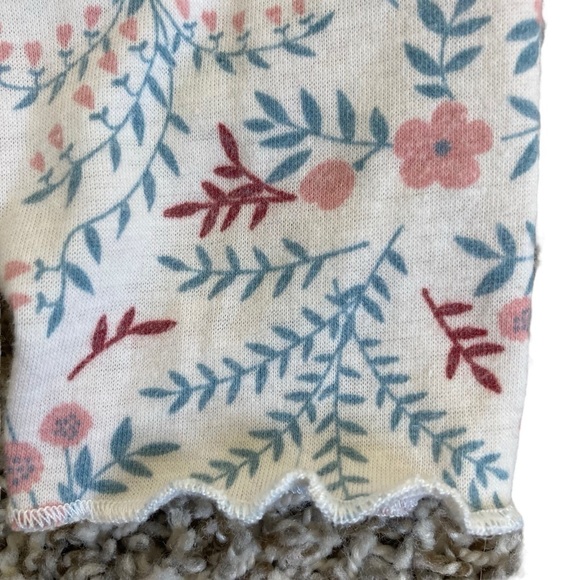 Tahari Baby Girls Summer Bodysuit /Onsie & Pant Set Ivory Floral Print Sz 0-3 mo - Picture 9 of 13